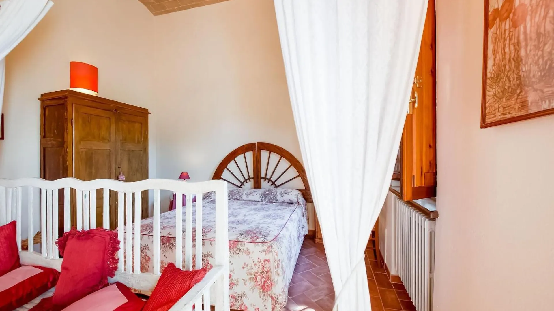 Boutique Cottage In Poggibonsi With Pool 0*,