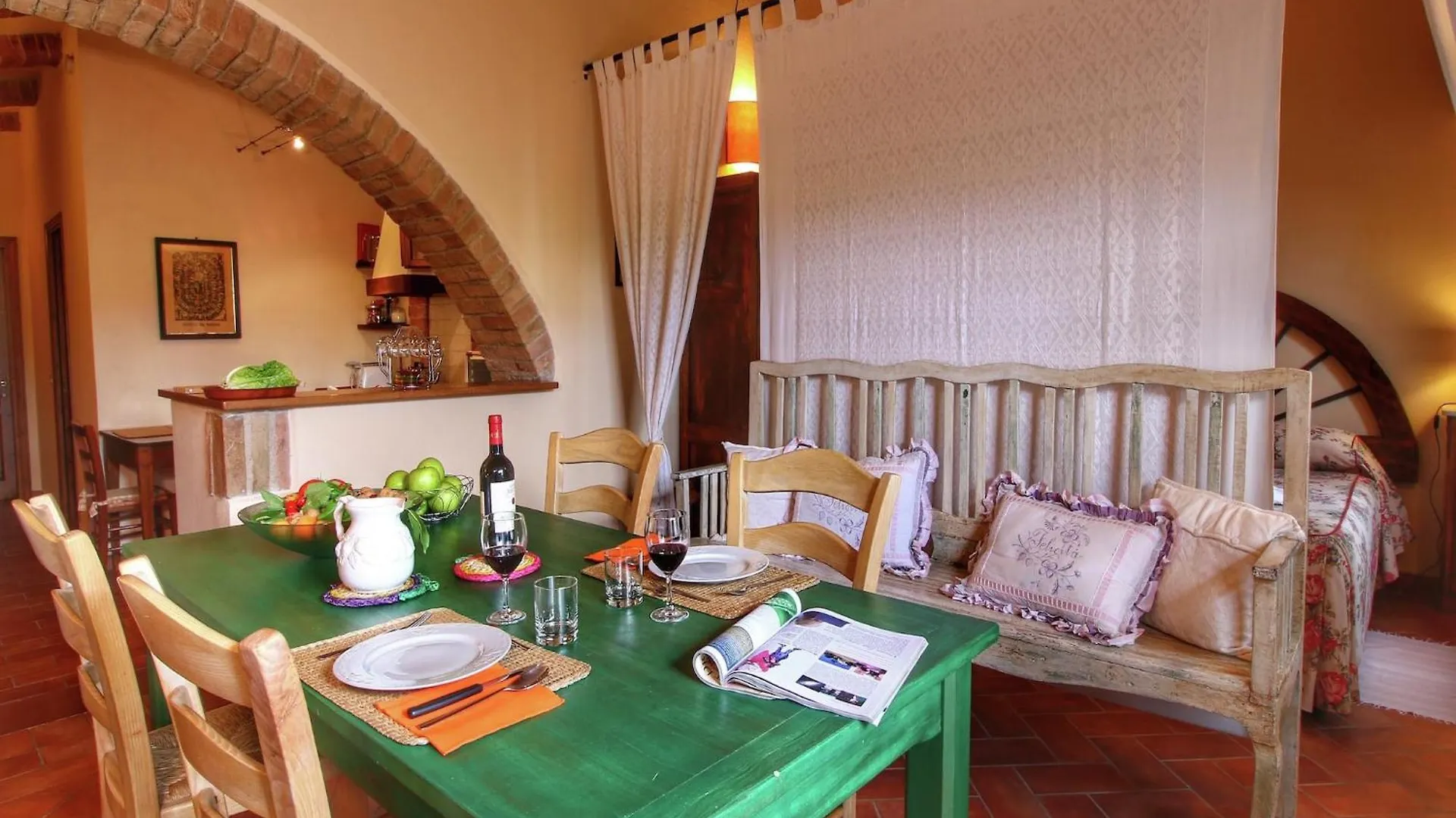 Holiday home Boutique Cottage In Poggibonsi With Pool
