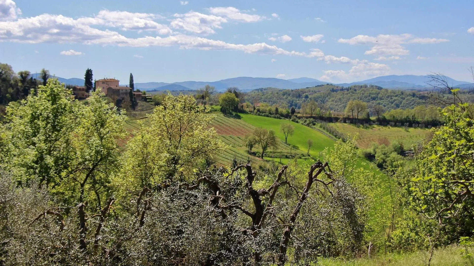 Boutique Cottage In Poggibonsi With Pool Italy
