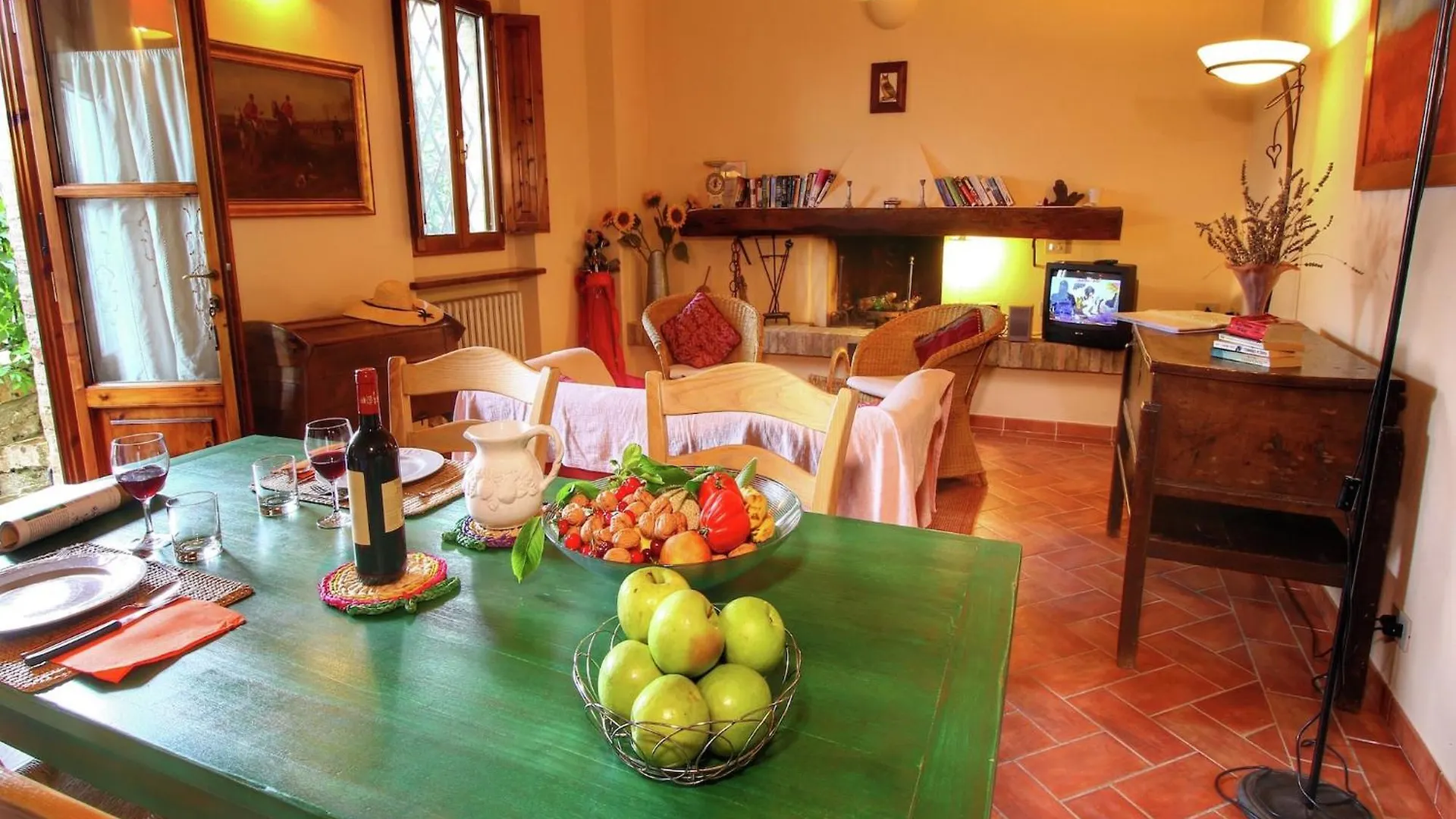 Holiday home Boutique Cottage In Poggibonsi With Pool