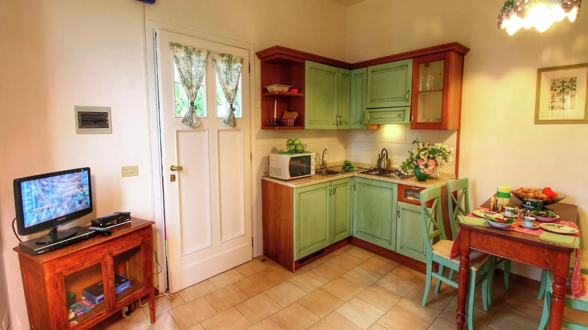 Holiday home Boutique Cottage In Poggibonsi With Pool