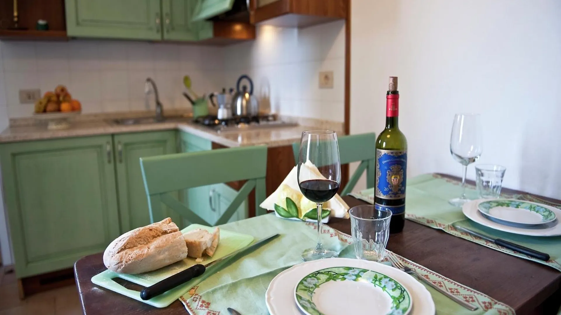 Boutique Cottage In Poggibonsi With Pool