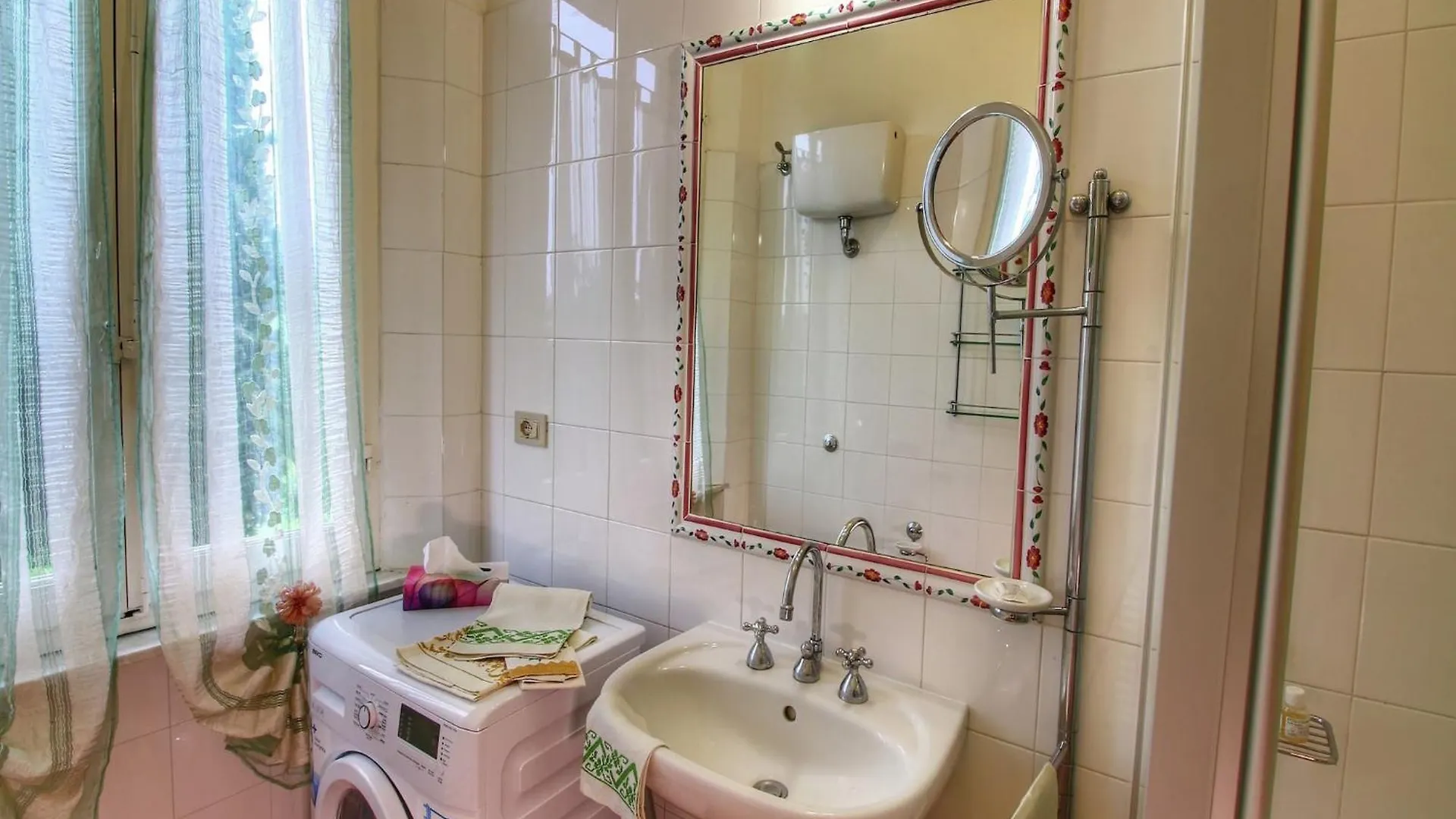 Boutique Cottage In Poggibonsi With Pool 0*,  Italy