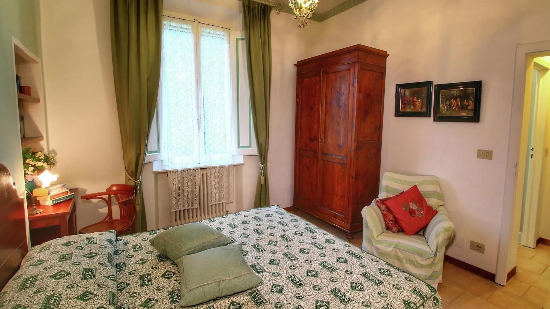 Boutique Cottage In Poggibonsi With Pool Holiday home