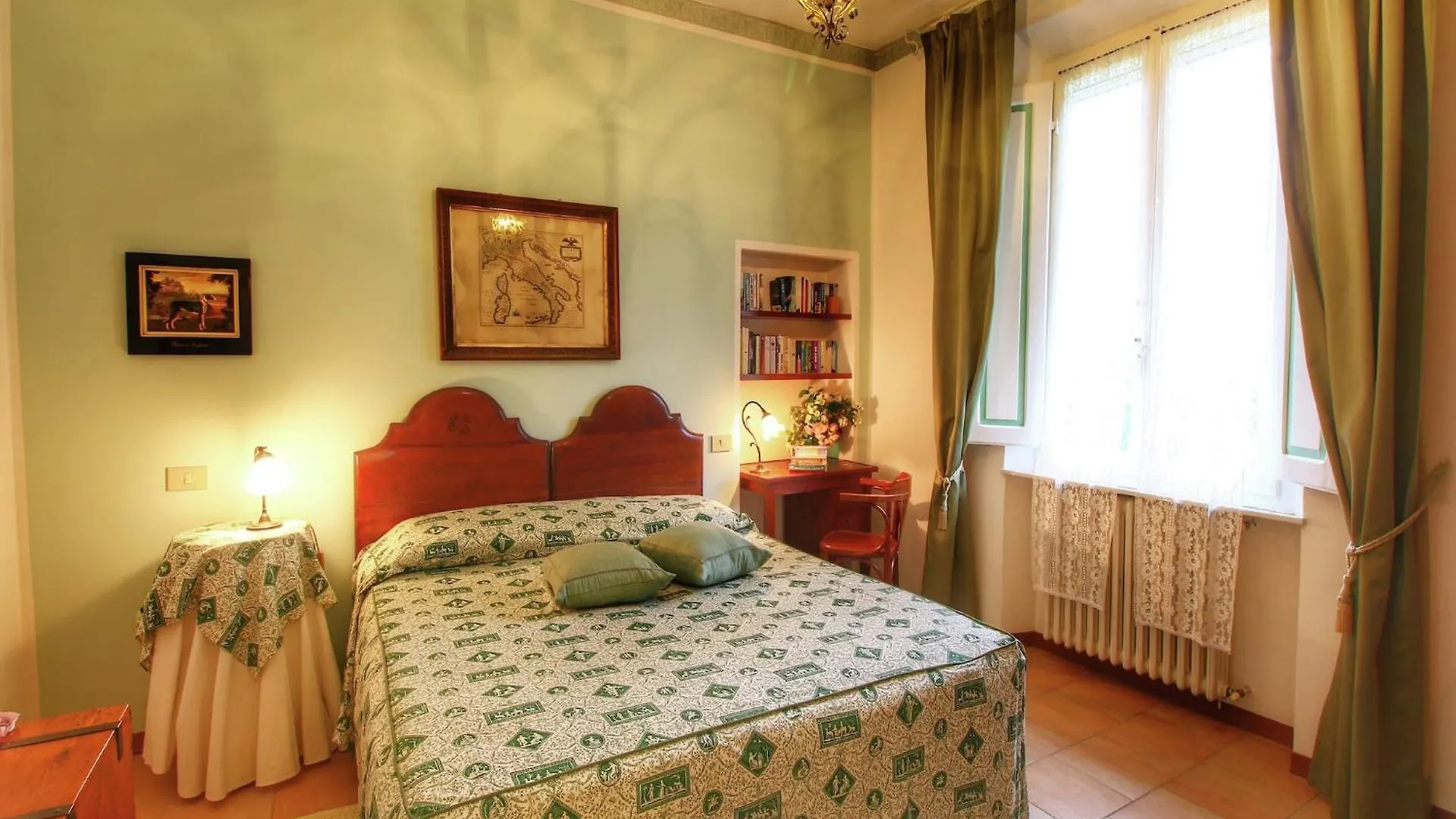 Boutique Cottage In Poggibonsi With Pool
